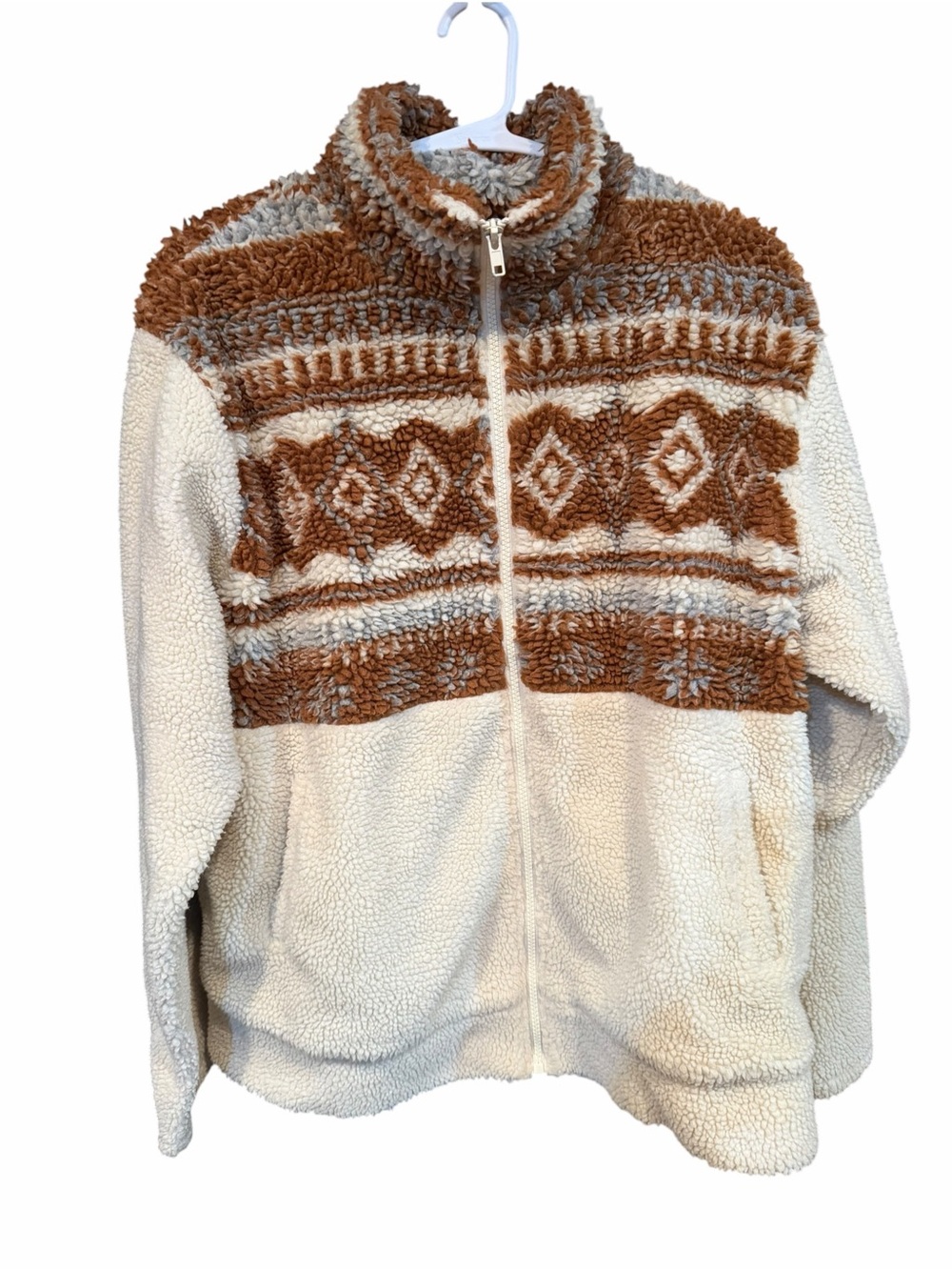 Le Lis Cream and Brown Patterned Sherpa Zip-Up Sweater